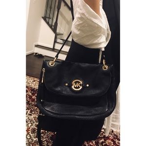 Michael Kors cross body purse stockard